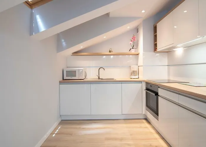 Spokojna, Sun & Snow * فيسلا